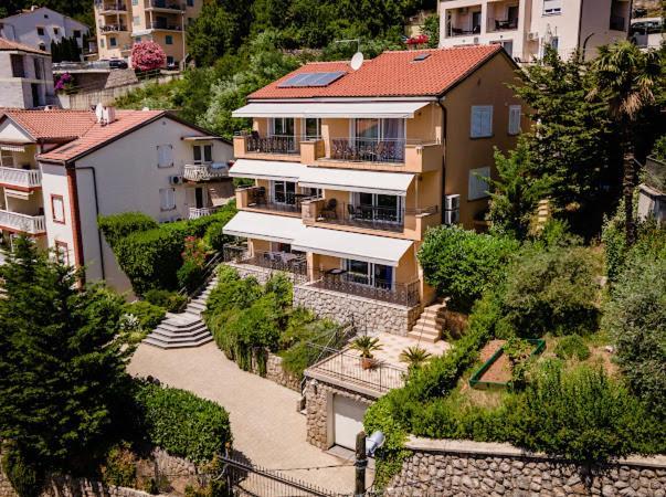 Apartments Villa Slavica Ičići Exteriér fotografie